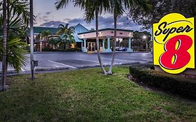 Super 8 By Wyndham North Palm Beach